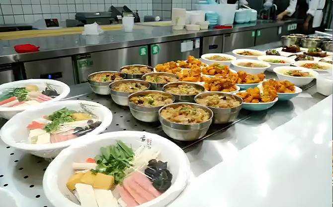 工廠食堂變臉記，飯堂承包新篇章！