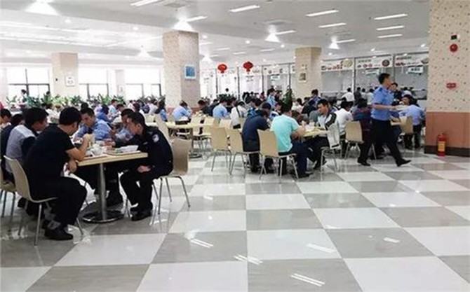 公司食堂運營環境圖片